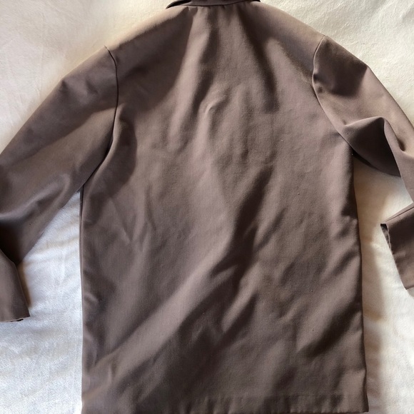 Woman’s Taupe Blazer (Can Be Oversized) - Picture 5 of 8